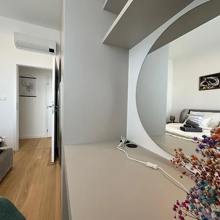 Brand New, Center, Free Parking, Ac Apartament *