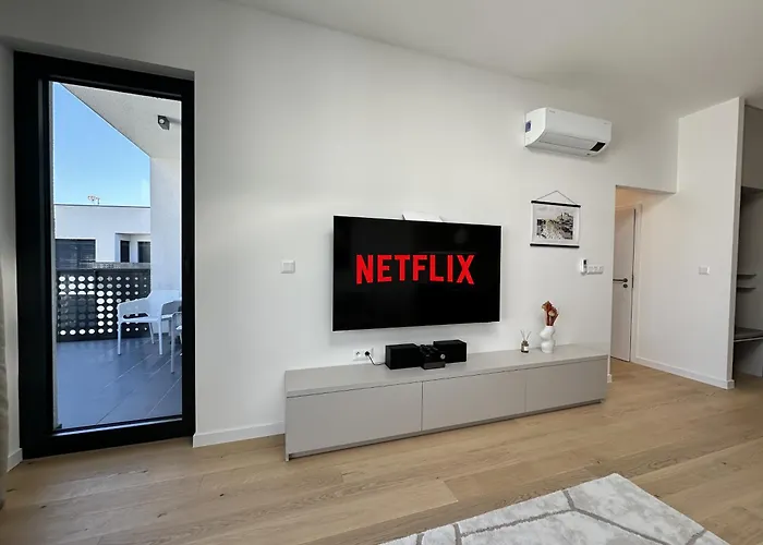 Brand New, Center, Free Parking, Ac *